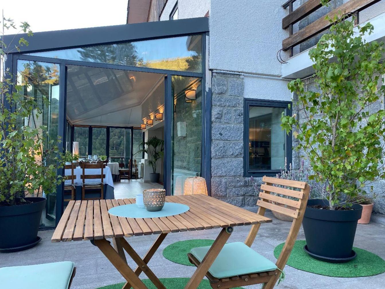 Corzo Hotel Cercedilla Ngoại thất bức ảnh